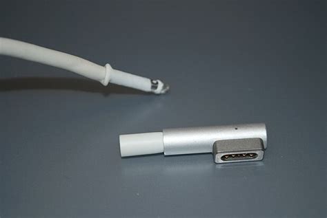 MagSafe – Wikipedia