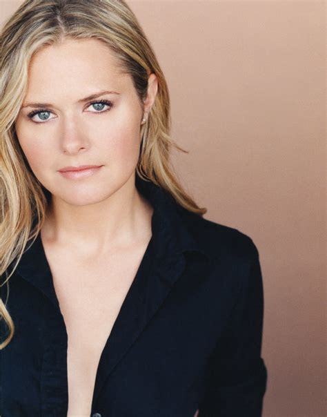 Maggie Lawson - Metro Biography