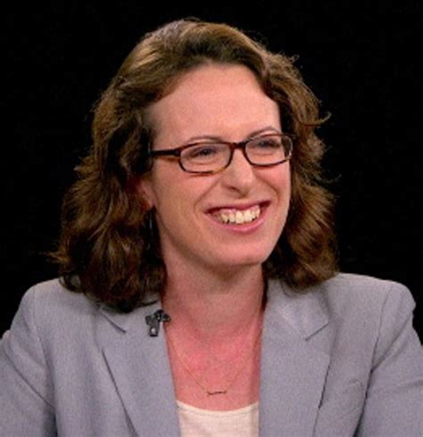 As per her salary, Haberman makes a $111,446 per year from the New York Times working as White House Correspondent. Similarly, she annually takes home in the range from $50,188 to $54,286 as a CNN political analyst.