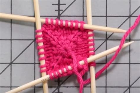 Magic Circle CastOn For Knitting [A How To Knitting Tutorial]