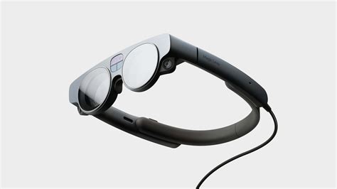 Magic leap. Oct 25, 2023 · Magic Leap Inc., which makes an augmented-reality headset for business uses, named Ross Rosenberg as chief executive officer, replacing Peggy Johnson, a high profile hire from Microsoft Corp. 
