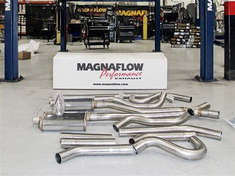 There are no baffles, chambers, louvers or any restrictions at all in the straight-through designs. . Magnaflow