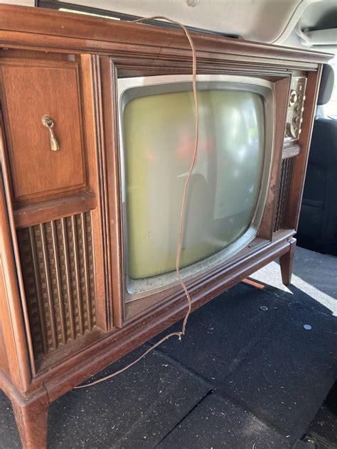 Magnavox console tv.  Shipped with USPS Ground Advantage.  Magnavox introduced the ...