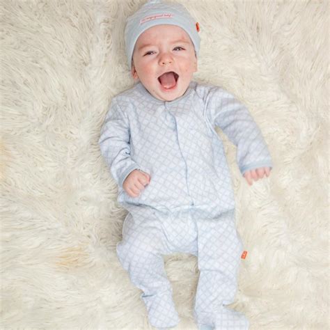 Magnetic onesies. where pre-loved magnetic me is bought, sold & ready for the next chapter. Learn More. Magnetic Me baby clothing, with patented magnetic fasteners, is the absolute easiest way to dress. Shop footies, onepieces, sets, accessories, and more! 
