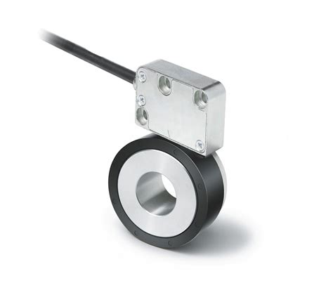 Magnetic sensor. Abstract. Magnetic ﬁeld sensors are an integral part of many industrial and biomedical applications, and their. utilization continues to grow at a high rate. The development is driven both by ... 