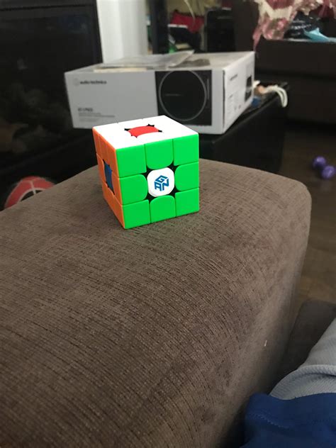 Magnetized cube : Cubers - Reddit