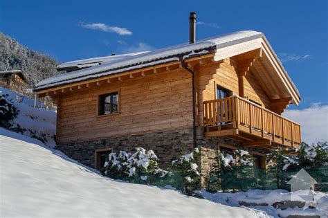 Magnificent 3.5 Room Chalet Of 128 M² In A In Albinen, Valais ...