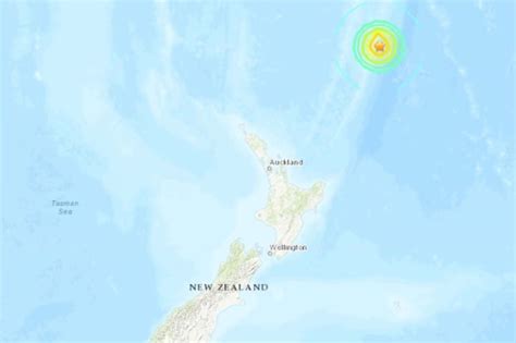 Magnitude 7.1 quake hits remote Pacific, no tsunami threat