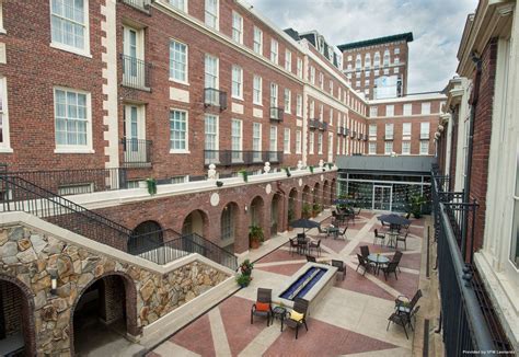 Magnolia hotel omaha. Stay at this charming hotel in the Old Market District, within walking distance of restaurants, shopping and nightlife. Enjoy free airport … 