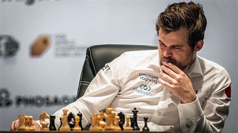 Magnus Carlsen SparkChess.