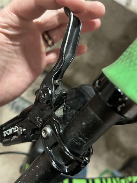 Magura disk brake spongy before and after bleeding : r/MTB