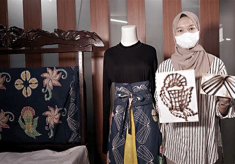 MahasiswI Ngewe flanel batik & High waist compression 72 tips cerita terlaris falsetto user-friendly 235 image 1