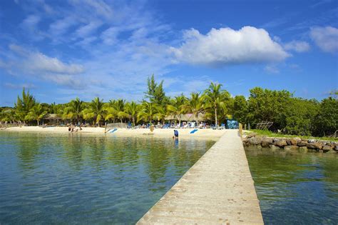 Mahogany beach. The island of Roatan is a small island off the coast of Honduras, and it’s home to Mahogany Bay Cruise Port. Boasting stunning beaches, lush jungles, and spectacular coral reefs, Mahogany Bay is ... 