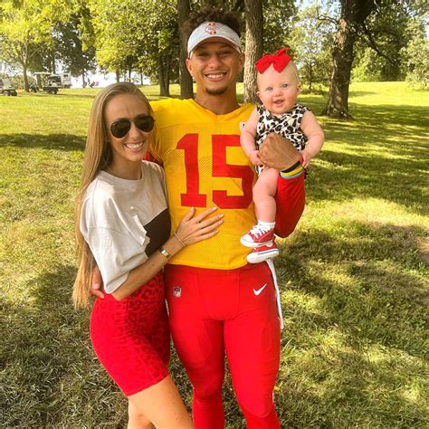 Patrick Mahomes always has his family in his corner.. The Kansas City Chiefs quarterback is the son of Pat Mahomes and Randi Mahomes.Before divorcing in 2006, the exes welcomed son Jackson in May .... 