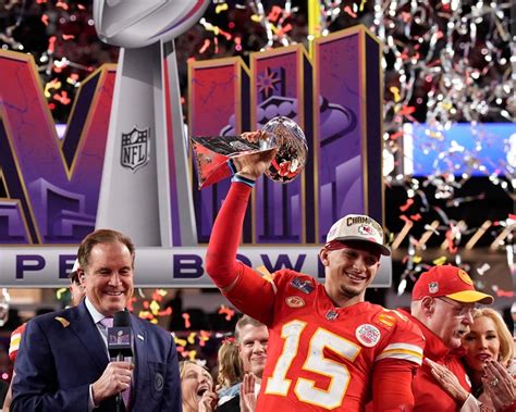 Mahomes rallies Chiefs to 2nd straight Super Bowl title 25-22 over