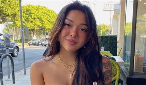 Mai Pham Biography, Age, Boyfriend, Height, Wiki & Net Worth Mai Pham is a 19 year old Famous American Youtuber and Instagram Star. She was born on December 5, 2002 in Calgary, Canada.. 