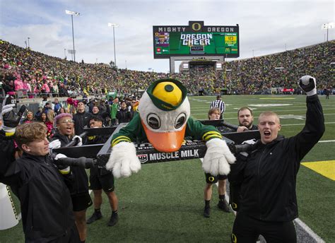 Mailbag: Next steps for Oregon and UW, the Bay Area void, Arizona’s role, the $40 million question, expansion options and more