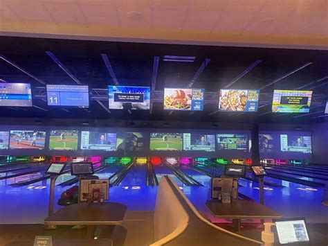 I'd like to receive a free tour of the center. Main Event in Newark is located off of I-95 and Highway 1, conveniently located next to the Christiana Mall. When you’re looking for fun things do in Newark, bowling or the best sports bar, we’ve got you covered.