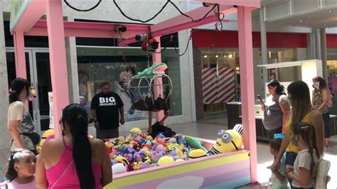 Main place mall human claw machine. Top 10 Best Claw Machine Arcade in New York, NY - May 2024 - Yelp - Anime Claw, Stanley's Claw Machines, Chinatown Fair Family Fun Center, PARTEA NYC - Union Square, Up One, Teso-X, Project KE, Bowlero Chelsea Piers, Laser Bounce, Kiddleton 