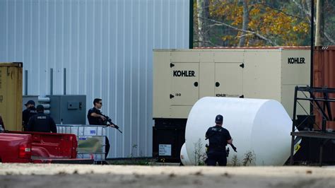 Maine official says police had twice “cleared” recycling center where mass killing suspect’s body was found Friday night