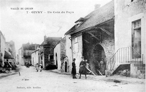 Mairie de Givry et sa commune (89200) (Yonne).