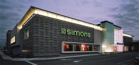 Maison simons canada. .  ...