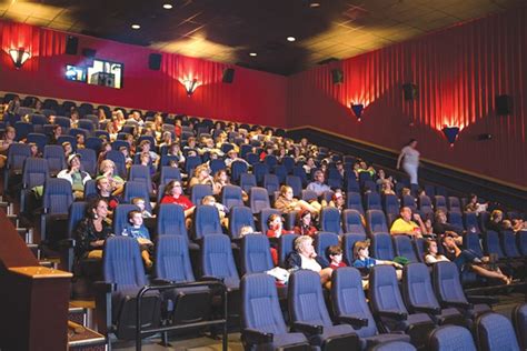 Majestic 10 Cinemas - ten-screen movie theatre serving Willis