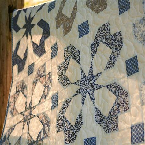 Make your heart flutter with the Flutter quilt pattern! Scrappy Quilt