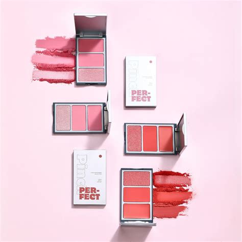 Makeup lab wholesale.  Oz Lab Pinch Perfect Cream And Powder - Wholesale Display 12 Uni...