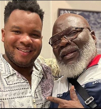 Malachi Jakes is the grandson of American pastor T.D. Jakes, Malachi. ... Age : 21 years old: Family Name : Jakes: Birth Sign : Leo : Relationship short Statistics of .... 
