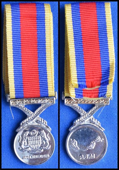 Malaysian Service Medal - Wikipedia