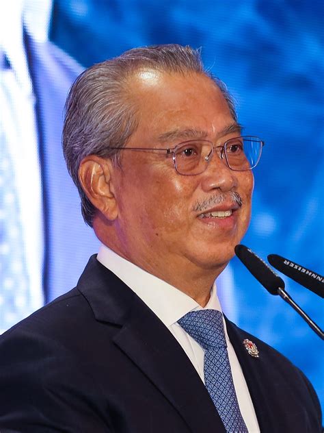 Malaysian ex-PM Muhyiddin arrives at anti-graft agency