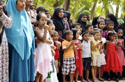 Maldiverna befolkning