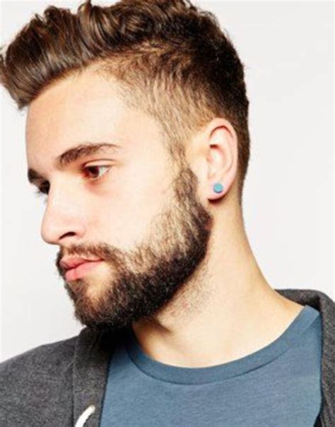 Male ear piercing. Some piercers recommend washing with a gentle, fragrance-free soap. Use a sea salt mixture instead of saline by dissolving 1/8 to 1/4 teaspoons of non-ionized sea salt into one cup of distilled or ... 