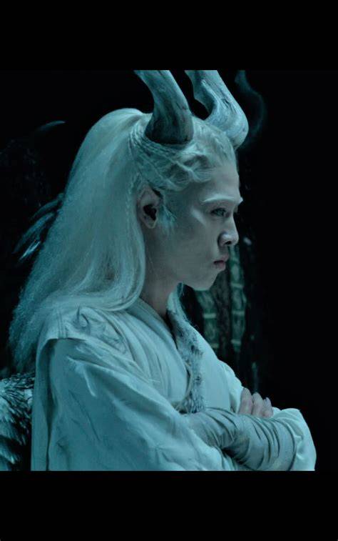 Maleficent 2 cast udo.  Produced by Walt Disney Pictures and Roth/Kirschenbaum...