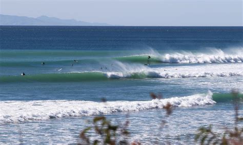 Malibu surf. 4 min read. How to Surf Malibu: When to Go, Where to Park (Guide) A storied history and one of the longest waves around: Malibu is a surfer's paradise — if … 