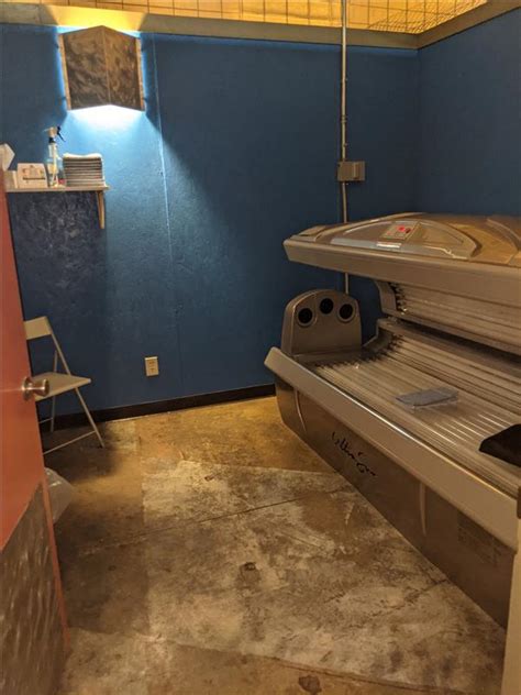 How dangerous are tanning beds? Visit HowStuffWorks to learn how dangerous tanning beds are. Advertisement For years, scientists have been trying to knock down the myth of the 