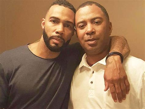 Oct 12, 2018 · Omari Hardwick: Birth Certainties, Family, and Childhood Talking about his initial life, he was conceived on 1974, 9th January in Savannah Georgia. His nationality is American and ethnicity is African-American. Omari is the child of Lawyer Clifford Hardwick IV(father) and Joyce Hardwick(mother). .