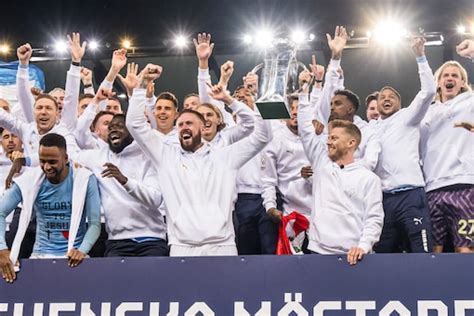 Malmo wins Swedish league by beating and overtaking Elfsborg in final round