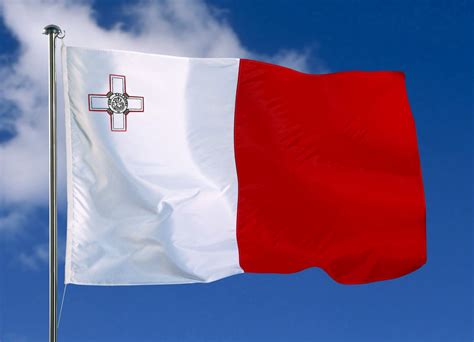 Malta nın bayrağı
