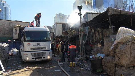 Maltepe’de geri dönüşüm tesisinde yangın: Konteynerler alev alev yandıs