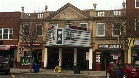 The Mamaroneck Playhouse originally opened as a single-screen balcony theater in 1925. On Friday, the 8-screener will open as Mamaroneck Cinemas.