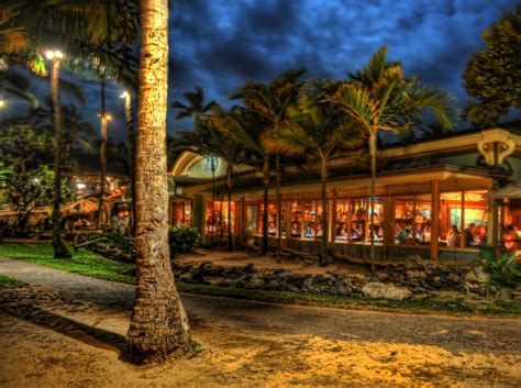 Mamas fish house maui. When describing Mama’s Fish House, calling the seafood eatery a Maui icon would almost be an understatement. Family owned and operated since 1973, the Paia restaurant has won numerous accolades, such as placing eighth on TripAdvisor’s list of the top 10 fine dining restaurants in America and being … 
