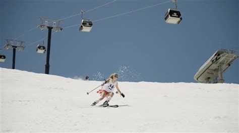 Mammoth Mountain extends summer ski season