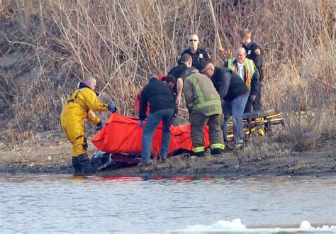 Man’s body found near Santa Cruz County river
