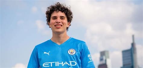 Man City to compete in Fortnite esports after signing 16-year-old ...