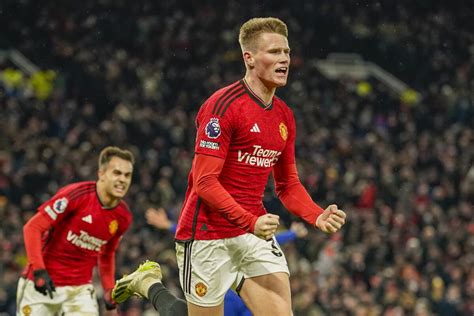 Man United beats Chelsea 2-1 in the Premier League after Scott McTominay scores twice