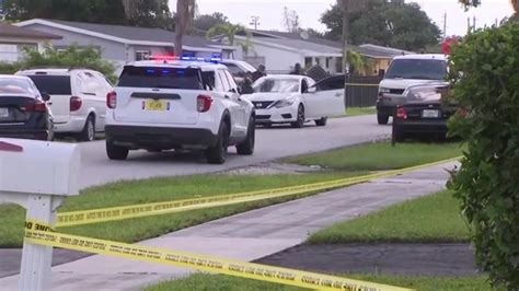 Man airlifted after shooting in Miami Gardens neighborhood