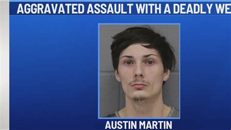 Man arrested, guns found after Austin road rage incident