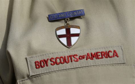 Man charged after allegedly writing checks from Naperville Boy Scout troop to himself